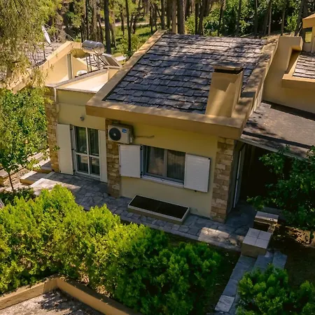 Sani Cape Shared Pool *