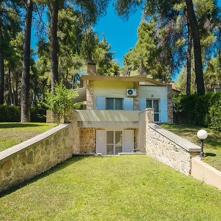 Villa Sani Cape Shared Pool