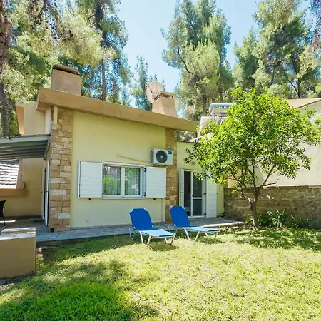 Sani Cape Shared Pool *