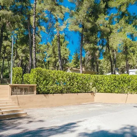 Sani Cape Shared Pool *