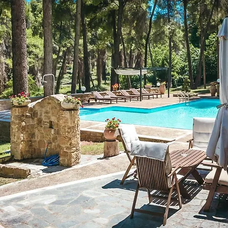 Sani Cape Shared Pool * 撒尼海滩