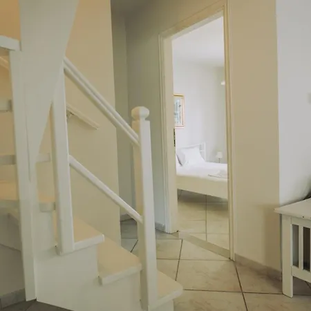 Sani Cape Shared Pool * 撒尼海滩