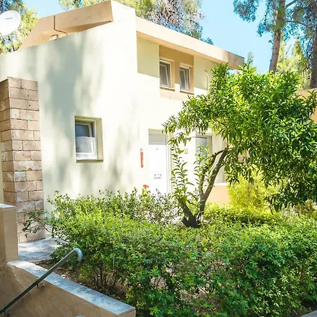 Sani Cape Shared Pool *