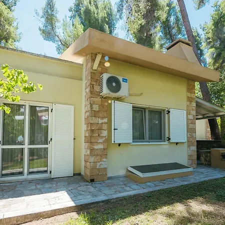 Sani Cape Shared Pool * 撒尼海滩