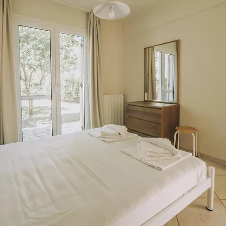 Sani Cape Shared Pool * 撒尼海滩