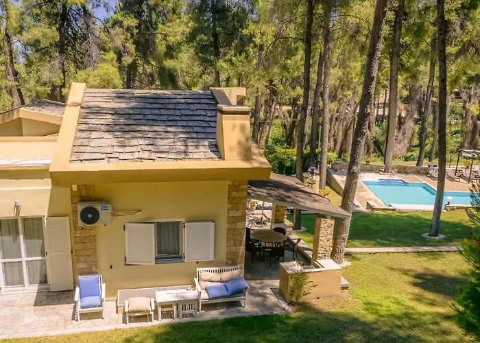 Villa Sani Cape Shared Pool