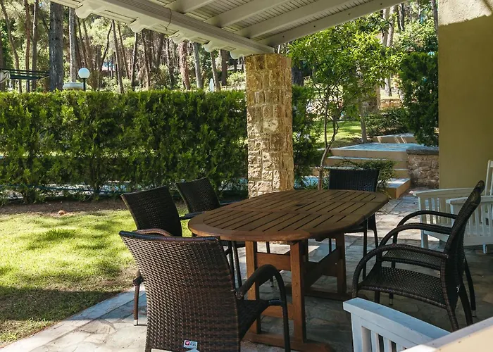Sani Cape Shared Pool Villa